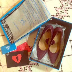 John Fluevog Elegant Conversations Gail Size 6